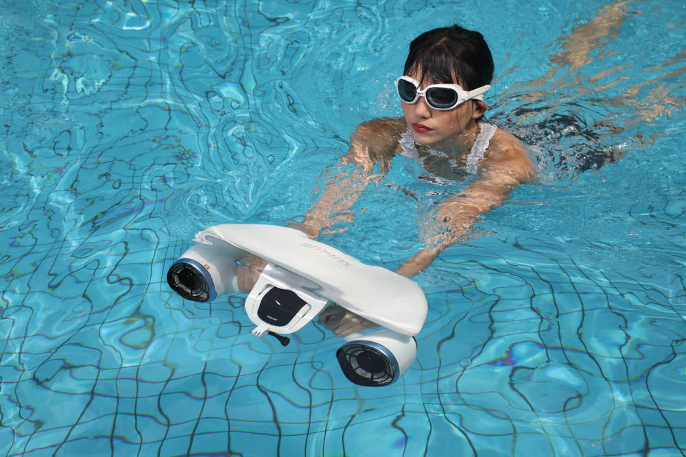 Mix Underwater Scooter – Family-Friendly Dual Motor Water Scooter