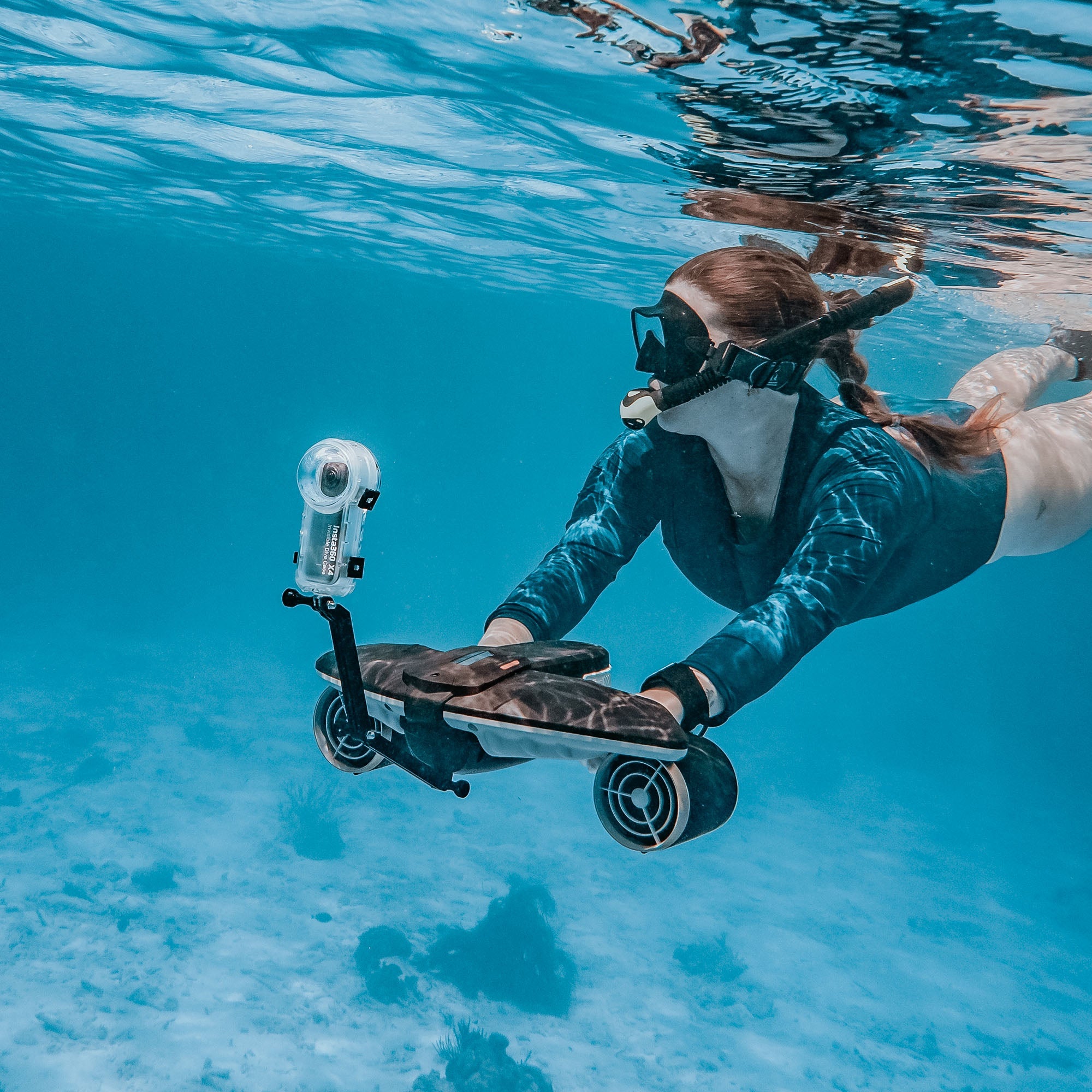 Sublue Navbow+ Smart Underwater Scooter